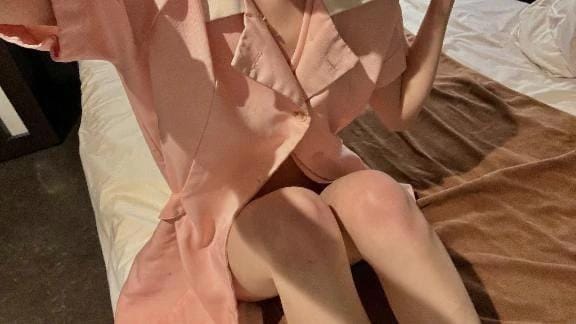 まなか「急遽出勤〜！」04/16(木) 00:47 | まなかの写メ