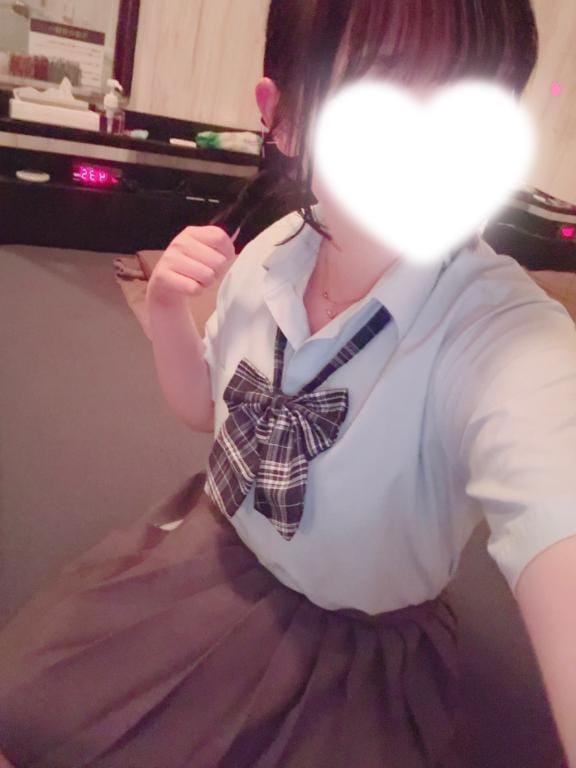 「今日は金曜日」04/17(金) 16:49 | ここみの写メ日記