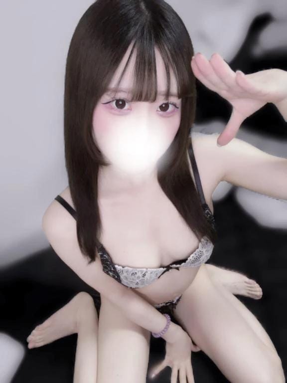 さな「今日、さな空いてるよ･･･？」04/19(日) 15:09 | さなの写メ