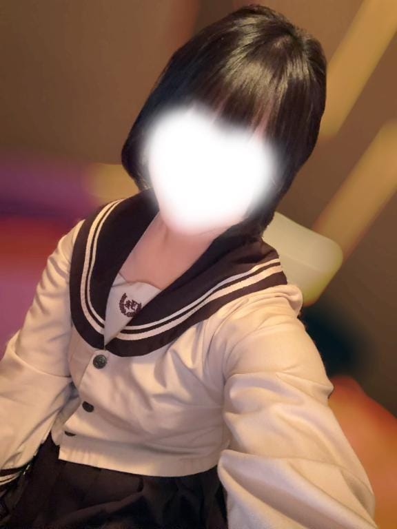 「月曜日だね」04/20(月) 13:32 | ろろの写メ