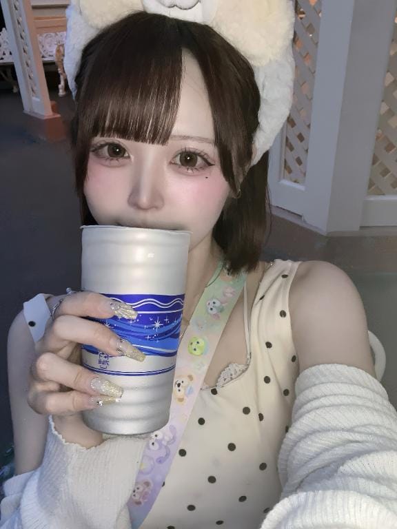 「さみしー( ᐪ ᐪ )‬」04/22(水) 00:46 | 別次元の美女降臨の写メ