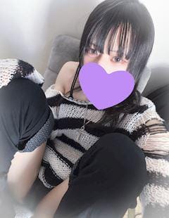 はるか「いるよ〜」04/24(金) 19:26 | はるかの写メ