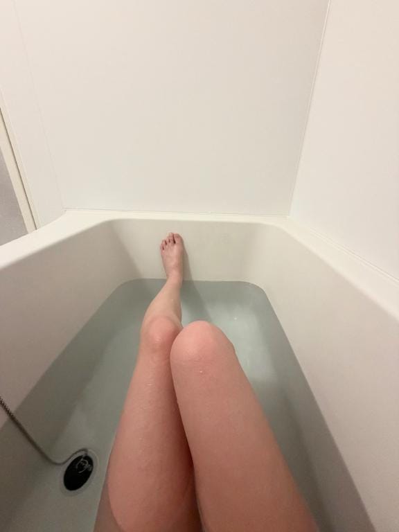 めい