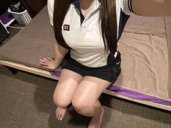 つきの