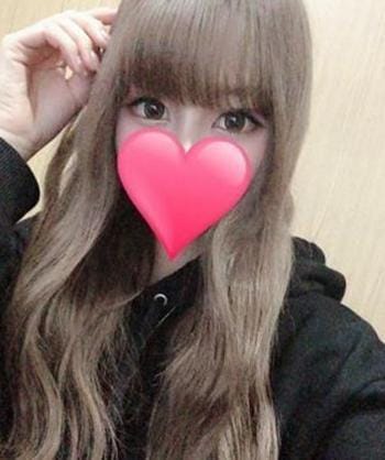 浅野 ゆい