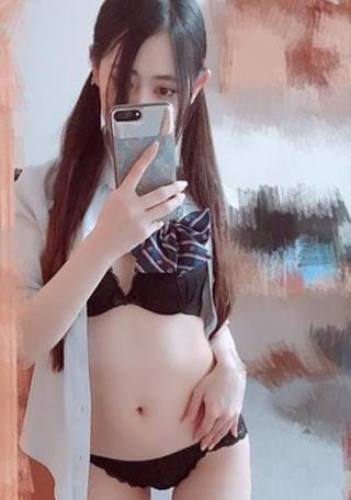 一条あやめ