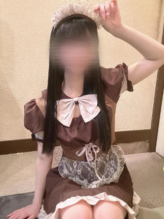 東山 ねいる