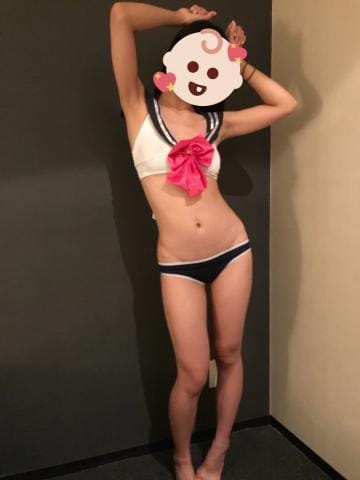 「本日出勤です♡」05/01(金) 13:53 | 板蔵かなの写メ