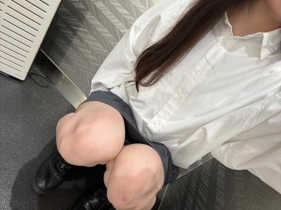 「ろんぐ！」05/04(月) 04:42 | はるひの写メ