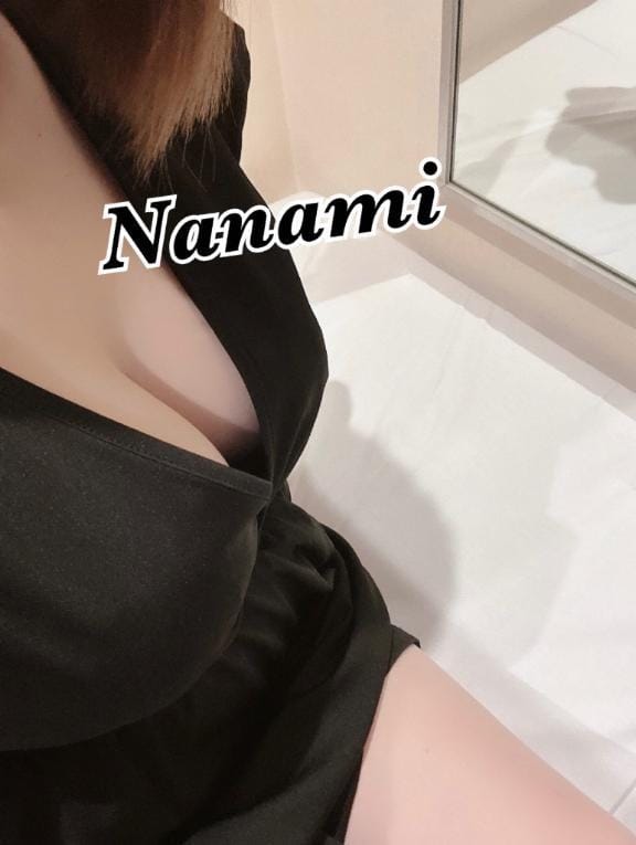 ななみ