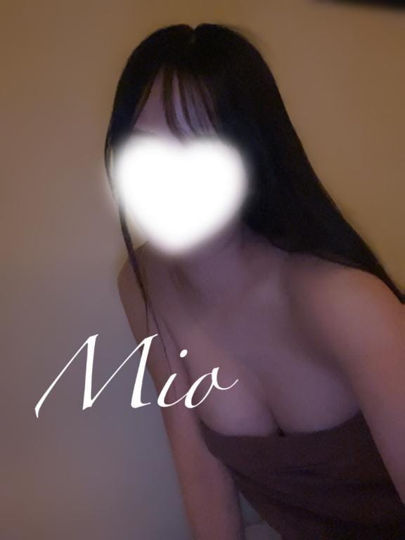 「ねむねむ」05/10(日) 01:41 | みおの写メ日記