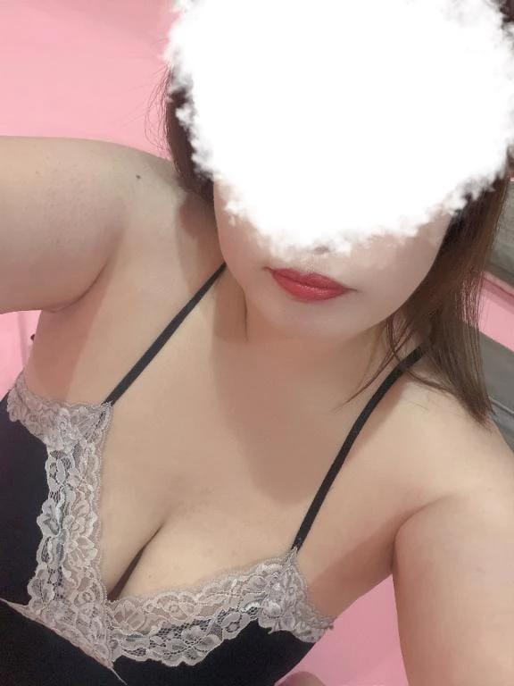 高坂ひより