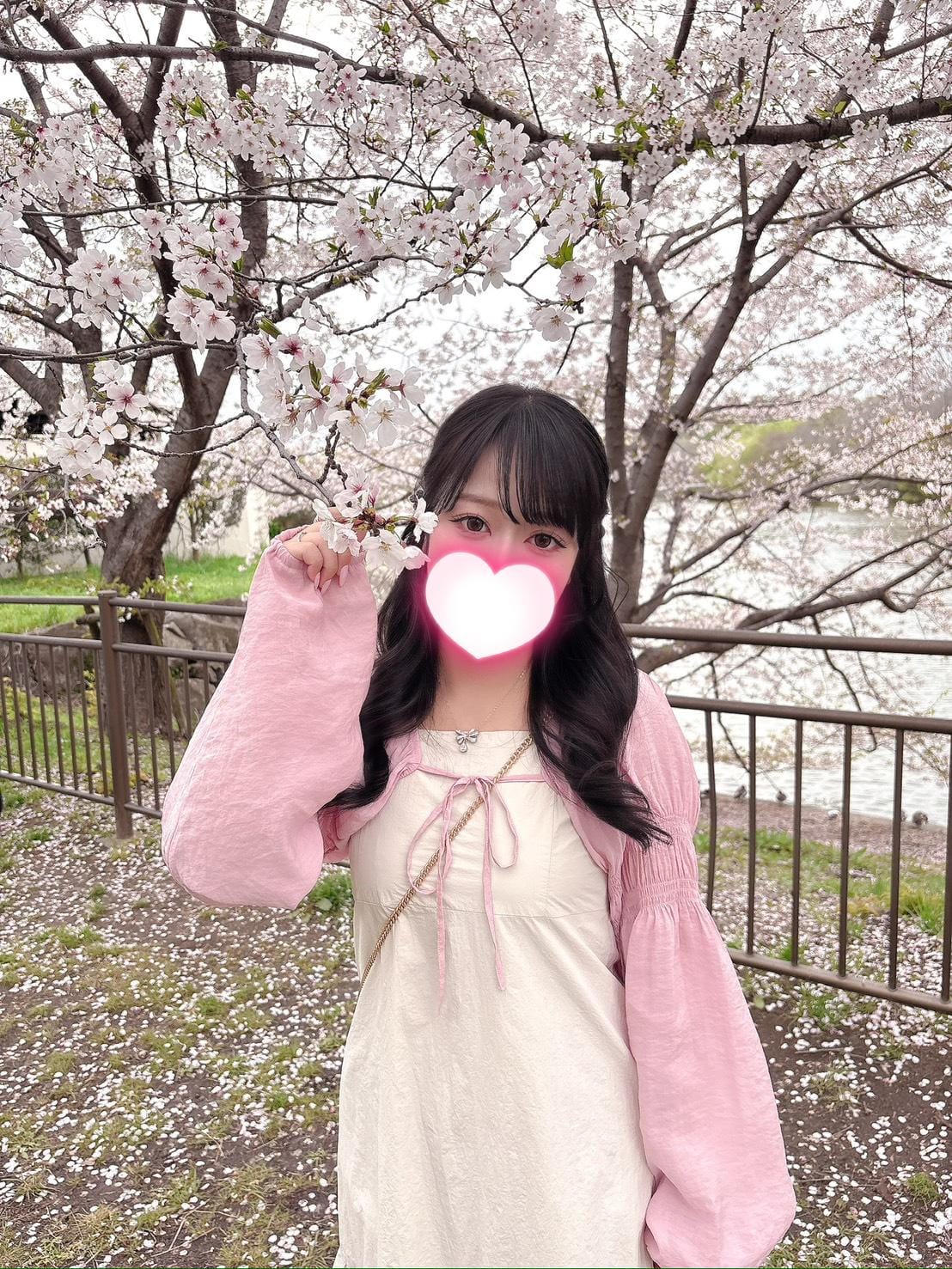 「出勤です」05/10(日) 13:44 | りかの写メ