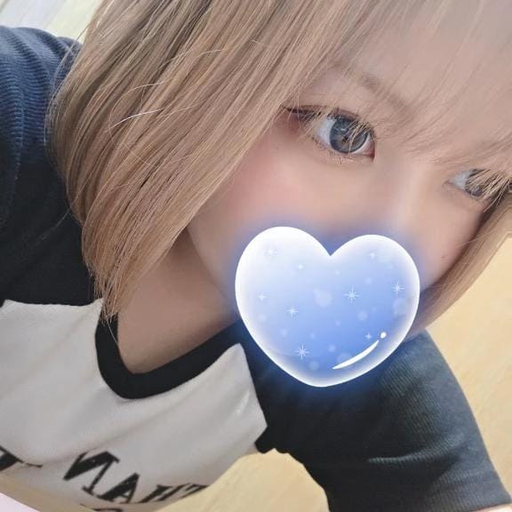 「こんにちわ」05/10(日) 17:28 | れいあの写メ