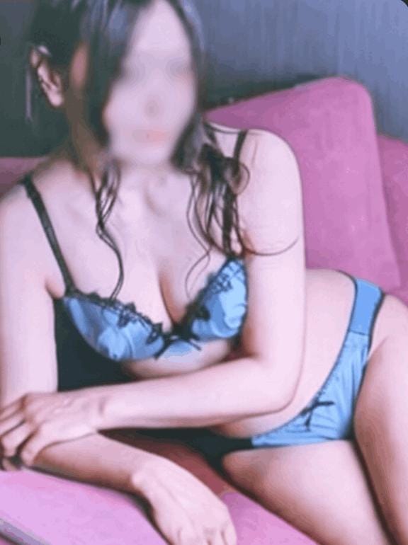 「[お題]from:パインさん」05/11(月) 02:03 | 仲間 ゆら【舌使いの虜になる】の写メ
