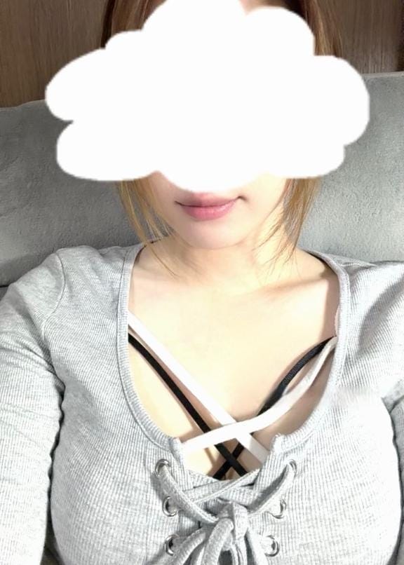 「おはごじゃます(՞.̫.՞)」05/11(月) 08:42 | ぴめの写メ日記
