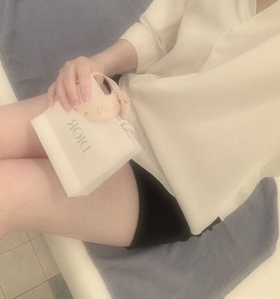 小林あずさ