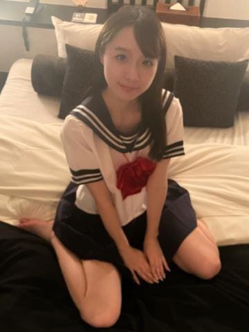 上原みゆ