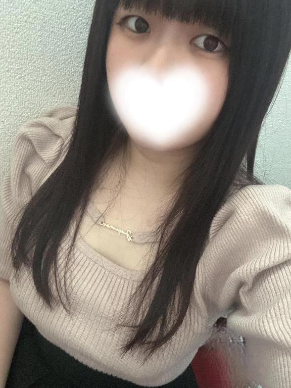 「出勤ྀི」05/12(火) 15:10 | ゆりかの写メ