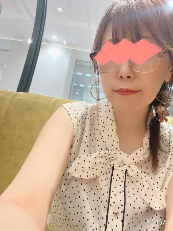 「メガネっ子♡」05/15(金) 21:12 | 長谷川まき【究極美女debut】の写メ