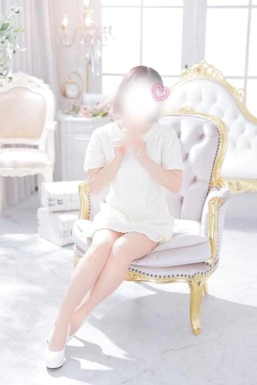「次回の出勤日✨」05/15(金) 23:26 | 赤坂はなの写メ