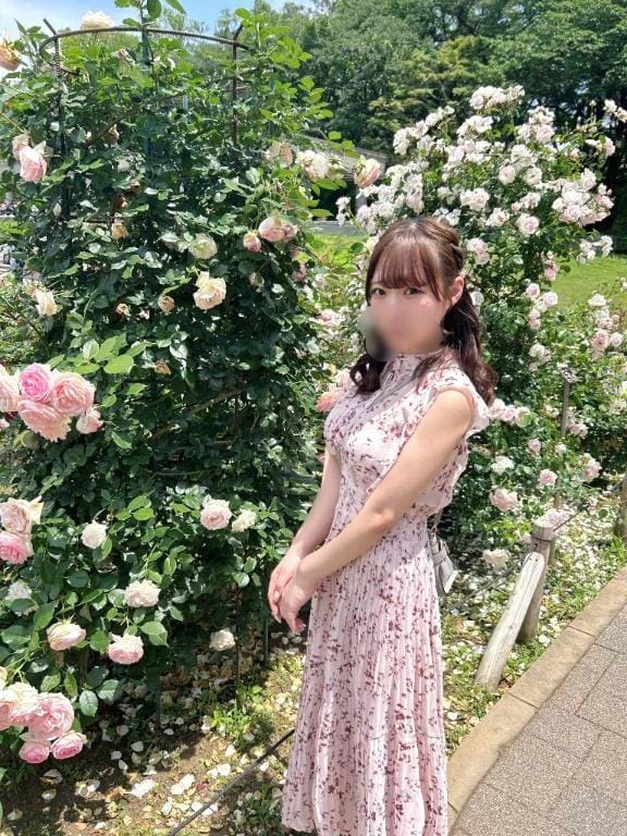 赤坂かのん「こんにちは」05/18(月) 12:48 | 赤坂かのんの写メ