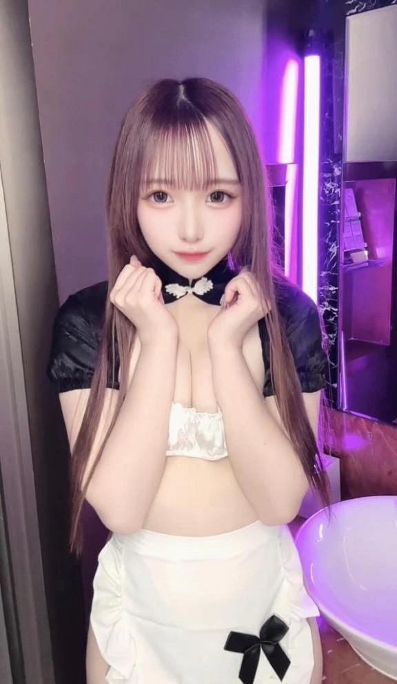 泉ティナ「朝11時からいます」05/18(月) 23:38 | 泉ティナの写メ