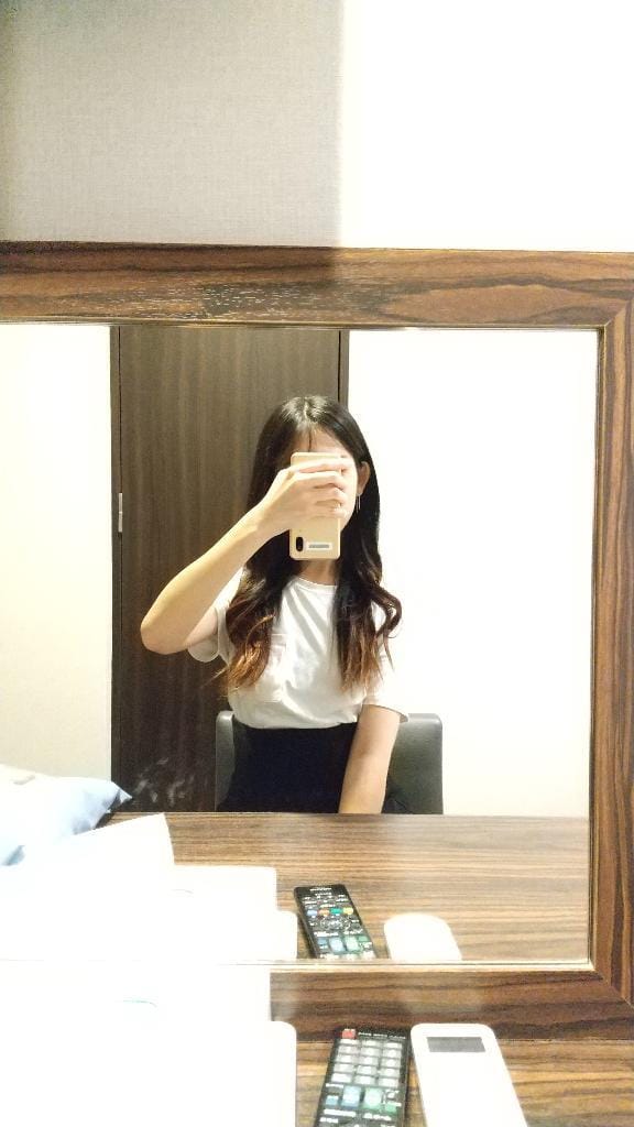 「おはよ!!」05/29(金) 10:03 | しおりの写メ