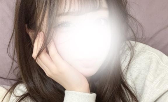 「♥♥」06/01(月) 00:23 | えみ★初心×純真な癒し系美少女の写メ