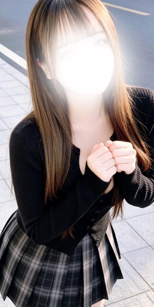 「満員御礼♡」06/01(月) 06:25 | えみ★初心×純真な癒し系美少女の写メ