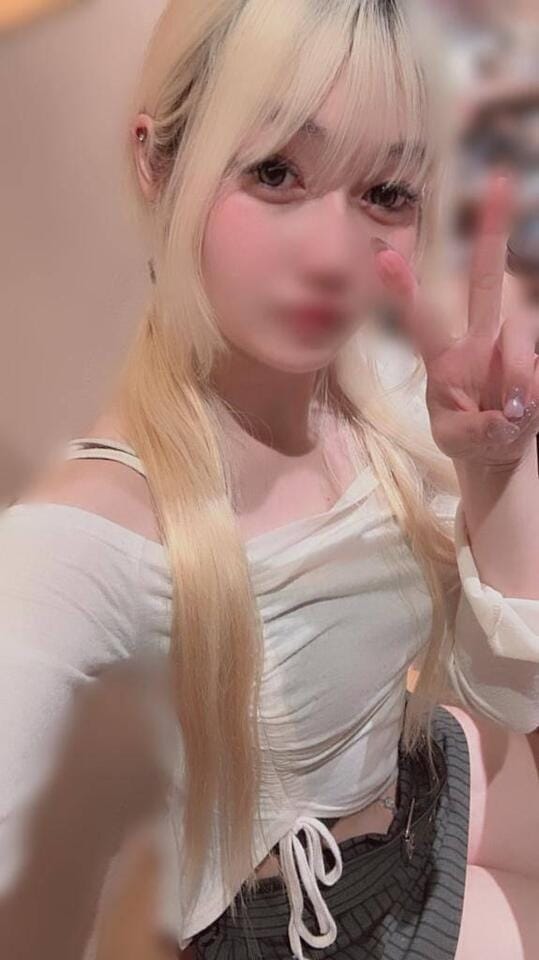 「待ってます♡」06/04(木) 02:52 | れいなの写メ