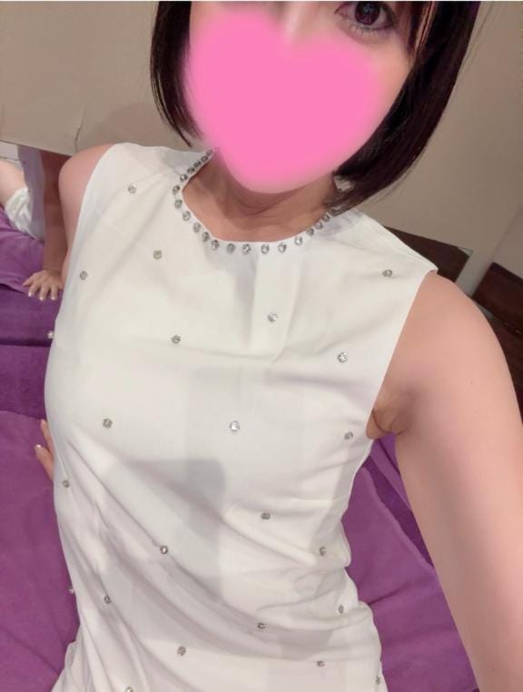「外国人の元彼」06/07(日) 20:58 | 綾瀬るな『STANDARD』の写メ