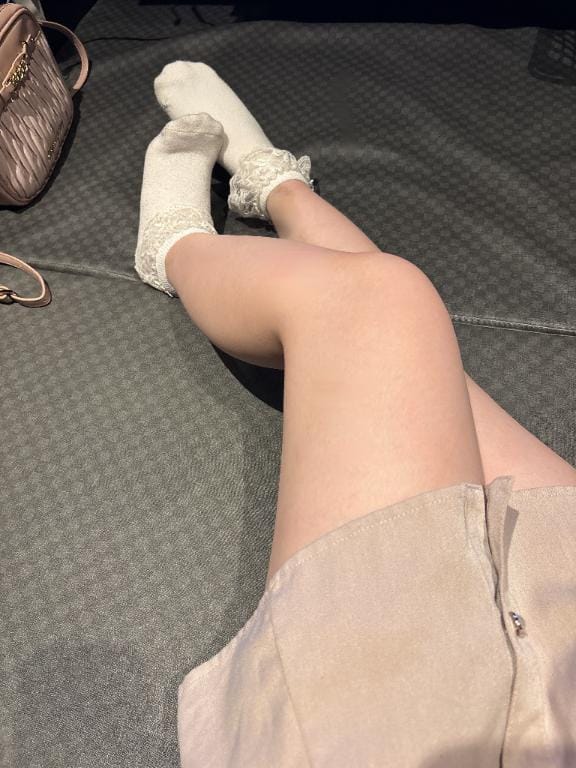 かれん「会いたいな〜✨」06/08(月) 19:07 | かれんの写メ