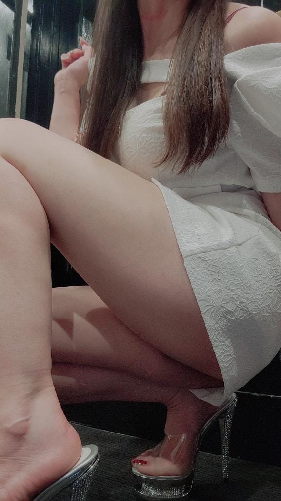 「ソワソワ」06/09(火) 19:11 | 花月しらゆき『STANDARD』の写メ