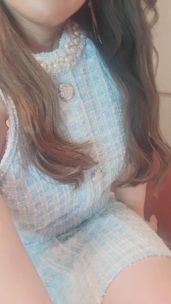 「休憩くらい」06/11(木) 10:59 | 花月しらゆき『STANDARD』の写メ