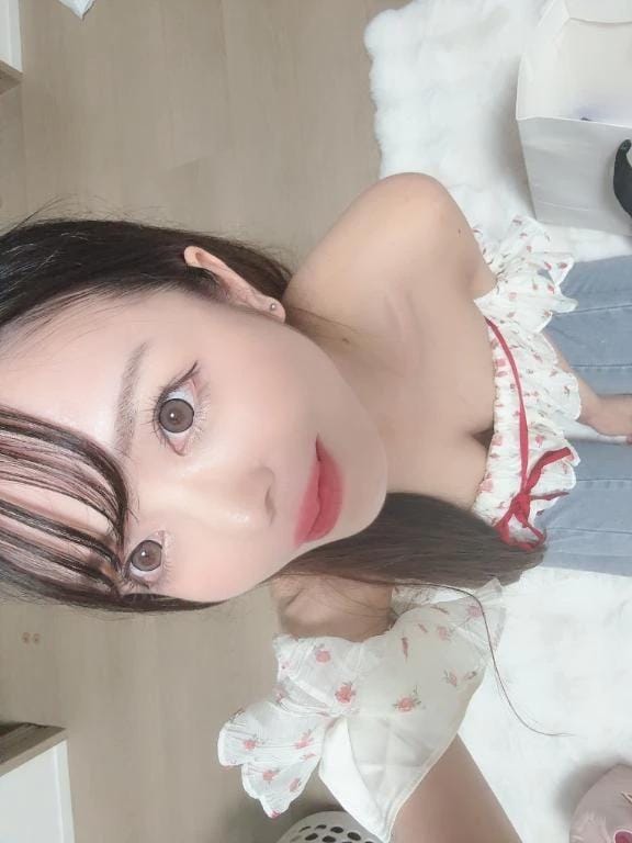 「なう」06/11(木) 15:32 | YUN/ゆん　centuの写メ