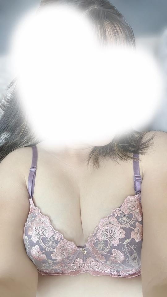 「出勤しました」06/12(金) 21:04 | 椎名ゆいの写メ
