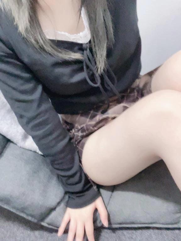 「あと1枠だけ」06/12(金) 21:47 | 蓮菜 るかの写メ