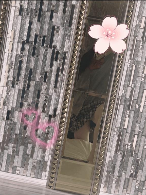 りさ「出勤しました♡‍⬛」06/12(金) 23:21 | りさの写メ