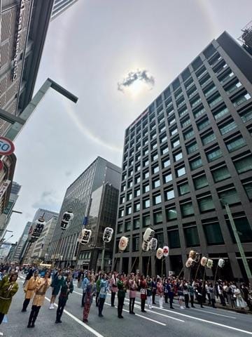 日本橋の空