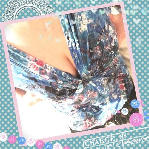 「今晩は♡」06/14(日) 18:25 | 優しさ溢れる乙女もえの写メ