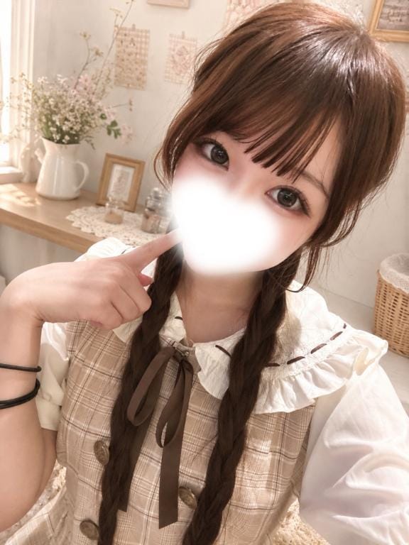 「自撮りあげてみます…///」06/14(日) 21:36 | ももか★未経験×アイドル研究生の写メ