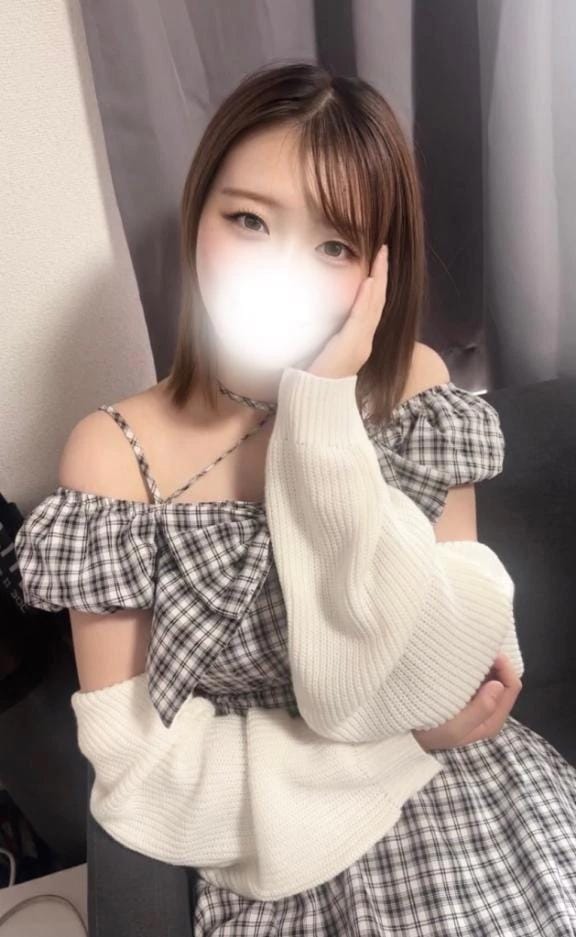 「明日も出勤します」06/14(日) 22:18 | 中村あさみの写メ