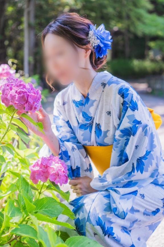 「応援♪」06/16(火) 08:16 | 月嶋 穂の花の写メ日記
