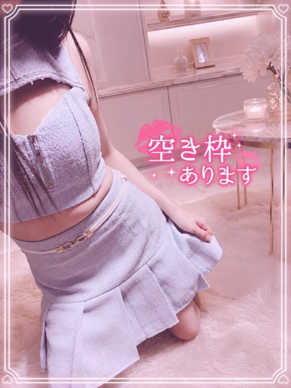 「変更」07/12(日) 09:17 | 心(こころ)♥感度抜群エロ美女の写メ