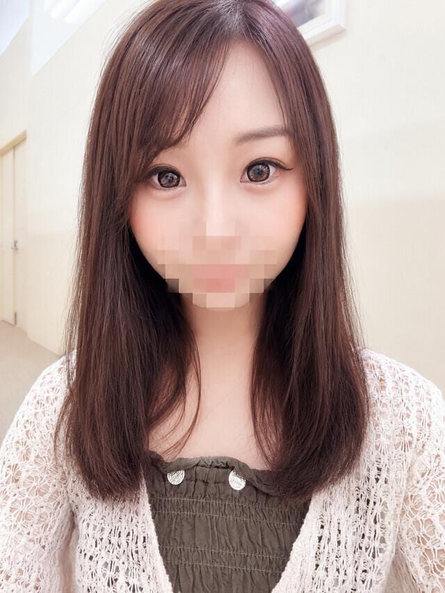 「こんにちは」07/12(日) 16:00 | しほの写メ