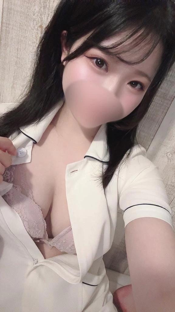「木曜の夜出勤❣️」07/13(月) 22:39 | 夏川　るるの写メ