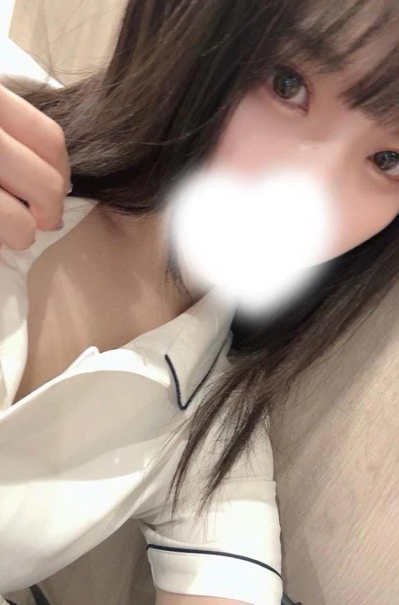 「なんか今日寂しい」07/19(日) 10:29 | 夏川　るるの写メ