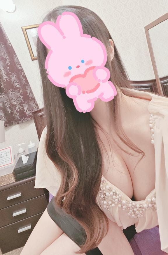 「金曜日(♥Ü♥)↑↑」07/24(金) 14:45 | めぐみ【ロイヤルレディ】の写メ