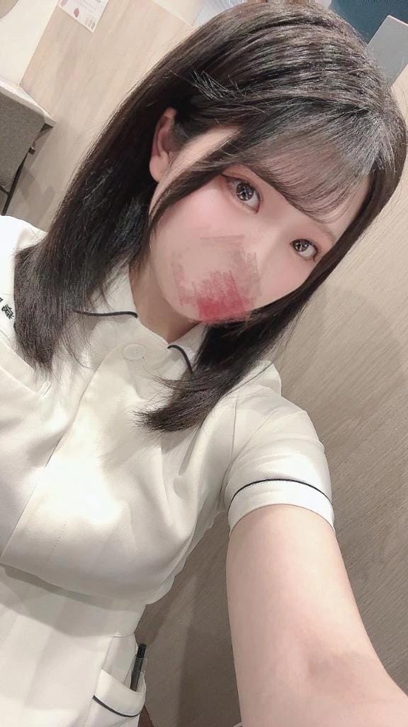 「金曜のみ出勤」07/29(水) 19:49 | 夏川　るるの写メ